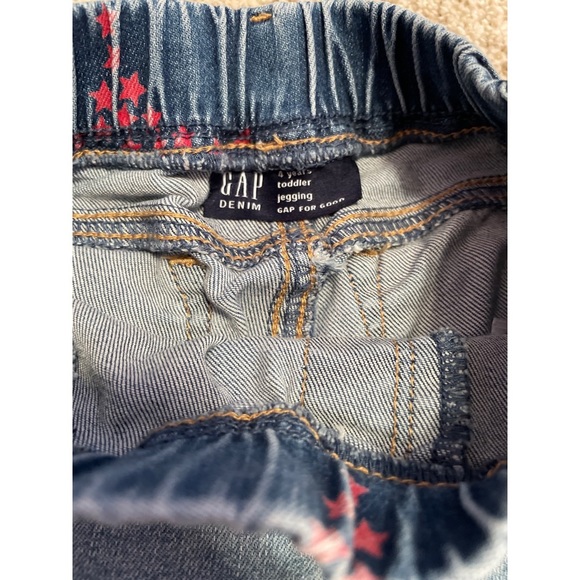 Gap pull on jeans size 4 - Picture 3 of 3